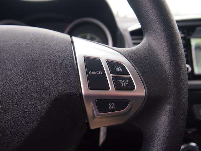 2017 Mitsubishi Lancer ES